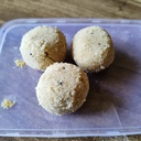 Besan Ladoo_बेसन लाडू