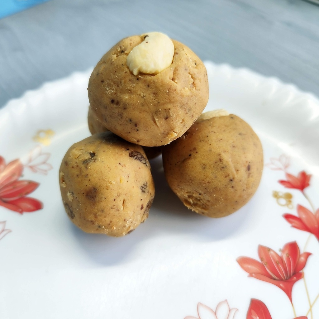 Besan Ladoo_बेसन लाडू